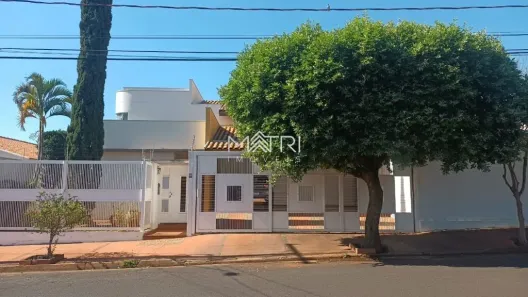 Sobrado com 5 Quartos à venda, 450m² no Vila Harmonia, Araraquara