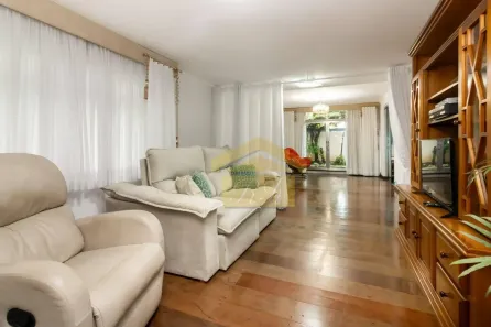 Casa com 3 Quartos para venda ou aluguel, 335m² no Jardim Franca, São Paulo