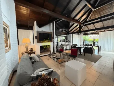 Casa com 4 Quartos para alugar, 280m² no Jurerê Internacional, Florianópolis