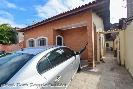 Casa com 3 Quartos à venda, 139m² no Bal Stella Maris, Peruíbe