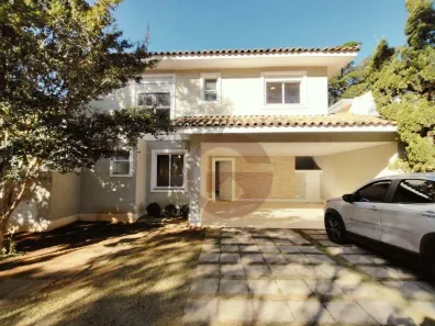 Casa de Condomínio com 3 Quartos para alugar, 278m² no Bosque do Vianna, Cotia