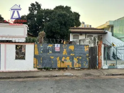 Lote/Terreno à venda, 206m² no Centro, Montes Claros