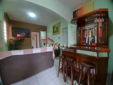Casa com 3 Quartos à venda, 200m² no Santa Helena, Contagem