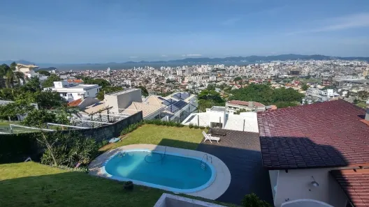 Casa de Condomínio com 5 Quartos à venda, 250m² no Bosque das Mansões, São José