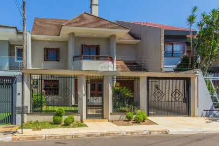 Sobrado com 4 Quartos à venda, 192m² no Estância Velha, Canoas