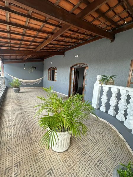 Casa com 3 quartos — Copacabana, Belo Horizonte