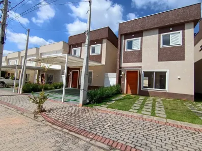Sobrado com 3 Quartos à venda, 126m² no Piracangaguá II, Taubaté