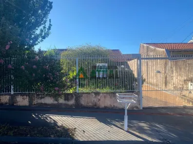 Casa com 3 Quartos à venda, 138m² no San Remo, Londrina