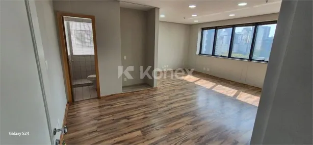 Sala Comercial à venda, 201m² no Santo Amaro, São Paulo