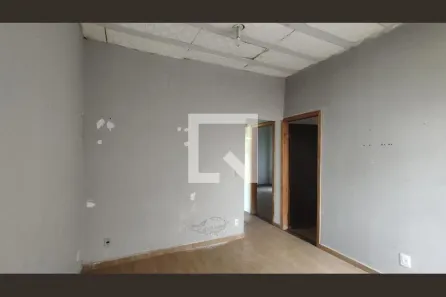 Casa com 2 Quartos à venda, 400m² no Canadá, Contagem