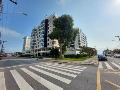 Apartamento com 3 Quartos para alugar, 110m² no Balneário, Florianópolis