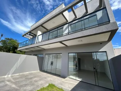 Sobrado com 3 Quartos à venda, 120m² no Guaratuba, Guaratuba