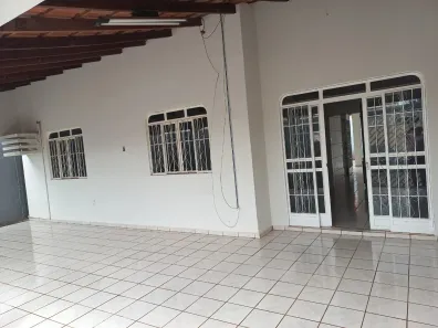 Casa com 3 Quartos para alugar, 90m² no Morada da Serra, Cuiabá
