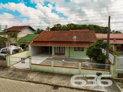 Casa com 3 Quartos à venda, 120m² no Costeira, Balneário Barra do Sul