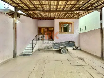 Casa com 3 Quartos à venda, 180m² no Santa Amélia, Belo Horizonte