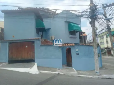 Casa com 3 Quartos à venda, 80m² no Centro, São Gonçalo