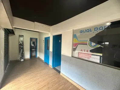 Ponto Comercial para alugar, 240m² no Nova Suiça, Goiânia