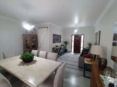 Casa com 4 Quartos à venda, 300m² no Centro, Jaú