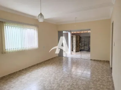 Casa com 4 Quartos para alugar, 110m² no Jardim das Palmeiras, Uberlândia