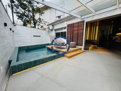 Sobrado com 3 Quartos à venda, 204m² no Embaré, Santos