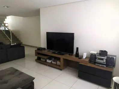 Casa com 4 Quartos à venda, 298m² no Segismundo Pereira, Uberlândia