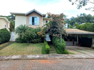Casa de Condomínio com 3 Quartos à venda, 300m² no Bosque do Vianna, Cotia
