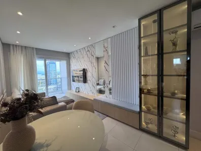 Apartamento com 2 Quartos à venda, 74m² no Centro, Florianópolis
