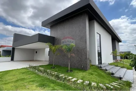 Casa de Condomínio com 4 Quartos à venda, 257m² no Carneiro, Petrolina