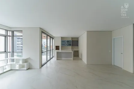 Apartamento com 3 Quartos à venda, 188m² no Água Verde, Curitiba