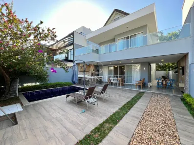Casa de Condomínio com 3 Quartos à venda, 231m² no Recreio dos Bandeirantes, Rio de Janeiro