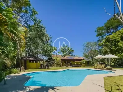 Casa com 5 Quartos à venda, 350m² no Itaipava, Petrópolis