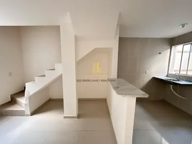 Casa de Condomínio com 3 Quartos para alugar, 80m² no Antares, Maceió