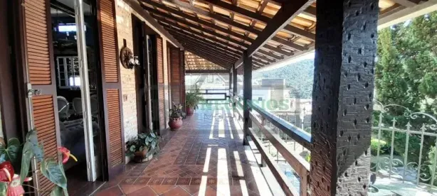 Casa de Condomínio com 4 Quartos à venda, 500m² no Novo Horizonte, Juiz de Fora