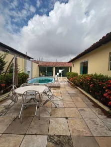 Casa com 3 Quartos para alugar, 200m² no Campestre, Teresina