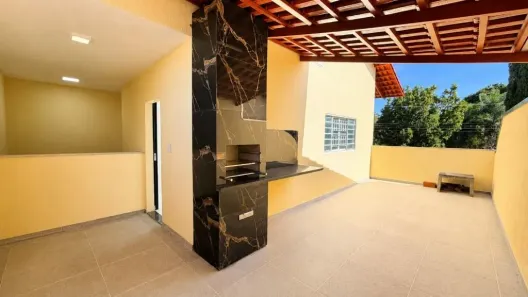 Sobrado com 3 Quartos à venda, 326m² no Residencial Canadá, Goiânia