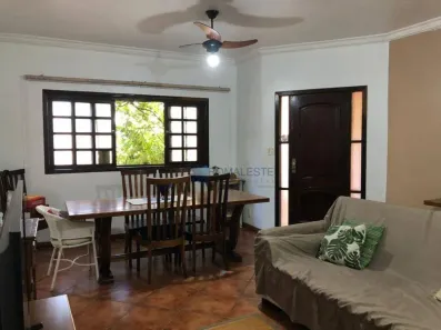 Casa com 2 Quartos à venda, 215m² no Jardim Guairaca, São Paulo