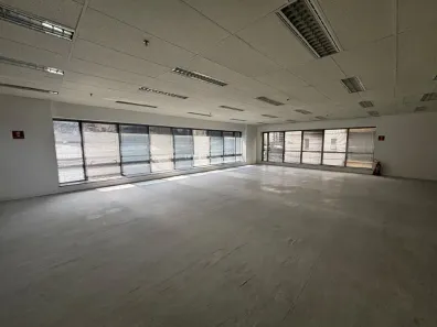 Sala Comercial para alugar, 400m² no Vila Olímpia, São Paulo