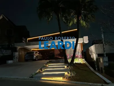 Casa com 3 Quartos para alugar, 520m² no Alphaville, Santana de Parnaíba