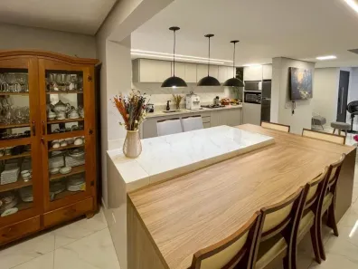 Casa com 4 Quartos à venda, 164m² no Jardim Albatroz, Londrina