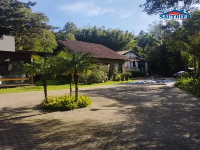 Fazenda/Sítio com 3 Quartos à venda, 82033m² no Vila Nova, Porto Alegre