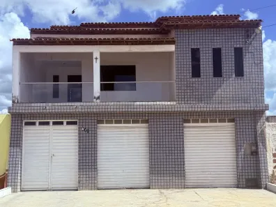 Casa com 3 Quartos à venda, 230m² no Patagônia, Vitória da Conquista