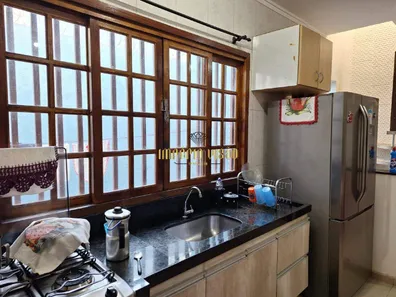 Sobrado com 3 Quartos à venda, 240m² no Jardim Quaresmeira II, Suzano