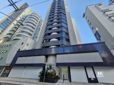 Apartamento com 3 Quartos à venda, 120m² no Centro, Balneário Camboriú