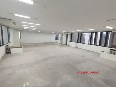 Ponto Comercial para alugar, 374m² no Cidade Monções, São Paulo