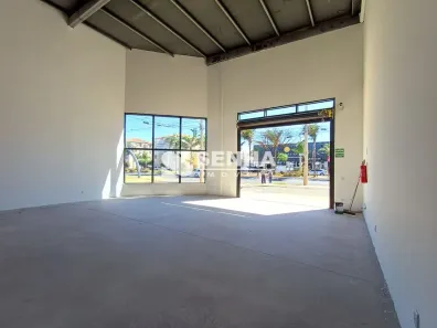 Ponto Comercial para alugar, 191m² no Novo Mundo, Uberlândia