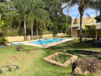 Fazenda/Sítio com 4 Quartos à venda, 230m² no Bairro dos Pires, Atibaia