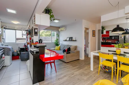 Apartamento com 2 Quartos à venda, 58m² no Passo da Areia, Porto Alegre