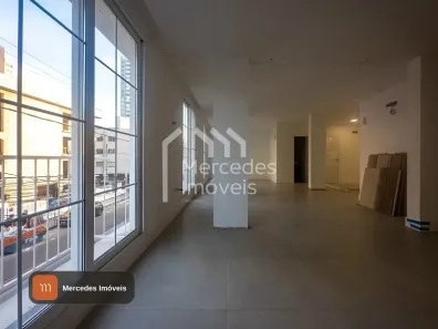 Sala Comercial para alugar, 130m² no Centro, Itajaí