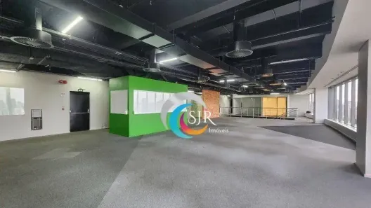 Sala Comercial para alugar, 1928m² no Vila Cordeiro, São Paulo