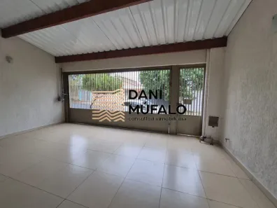 Sobrado com 3 Quartos para alugar, 220m² no Vila Camargo, Bauru